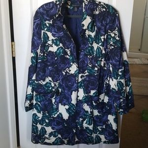 Size 2x I.N.C. floral coat